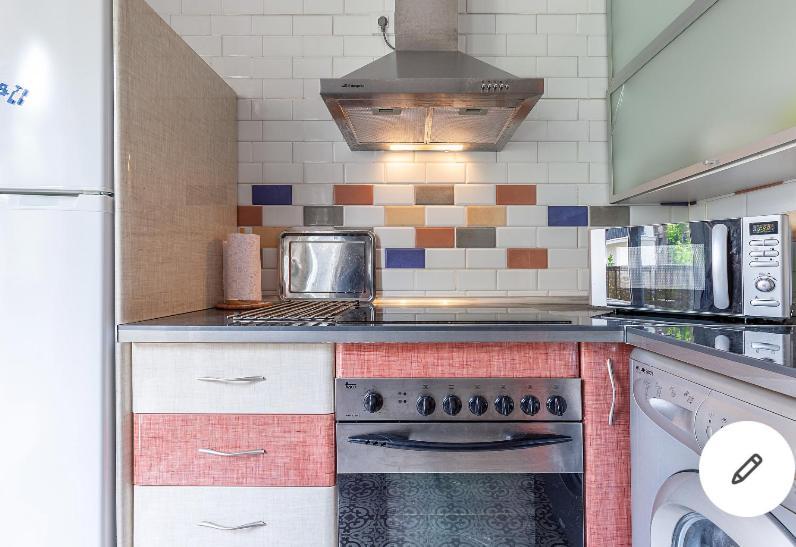 Violeta Apartment With Cozy Balcony Sevilla Екстер'єр фото